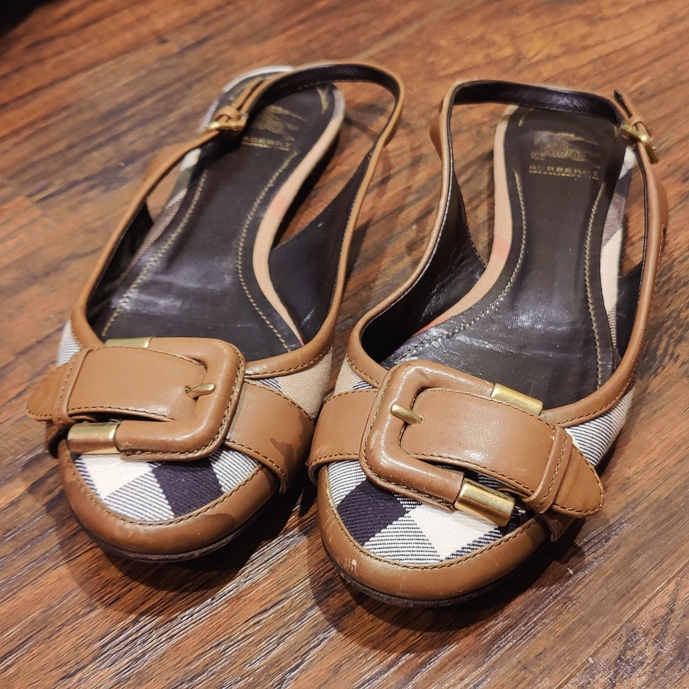 Burberry Flat Slingback flat shoes Women Size 40 1/2